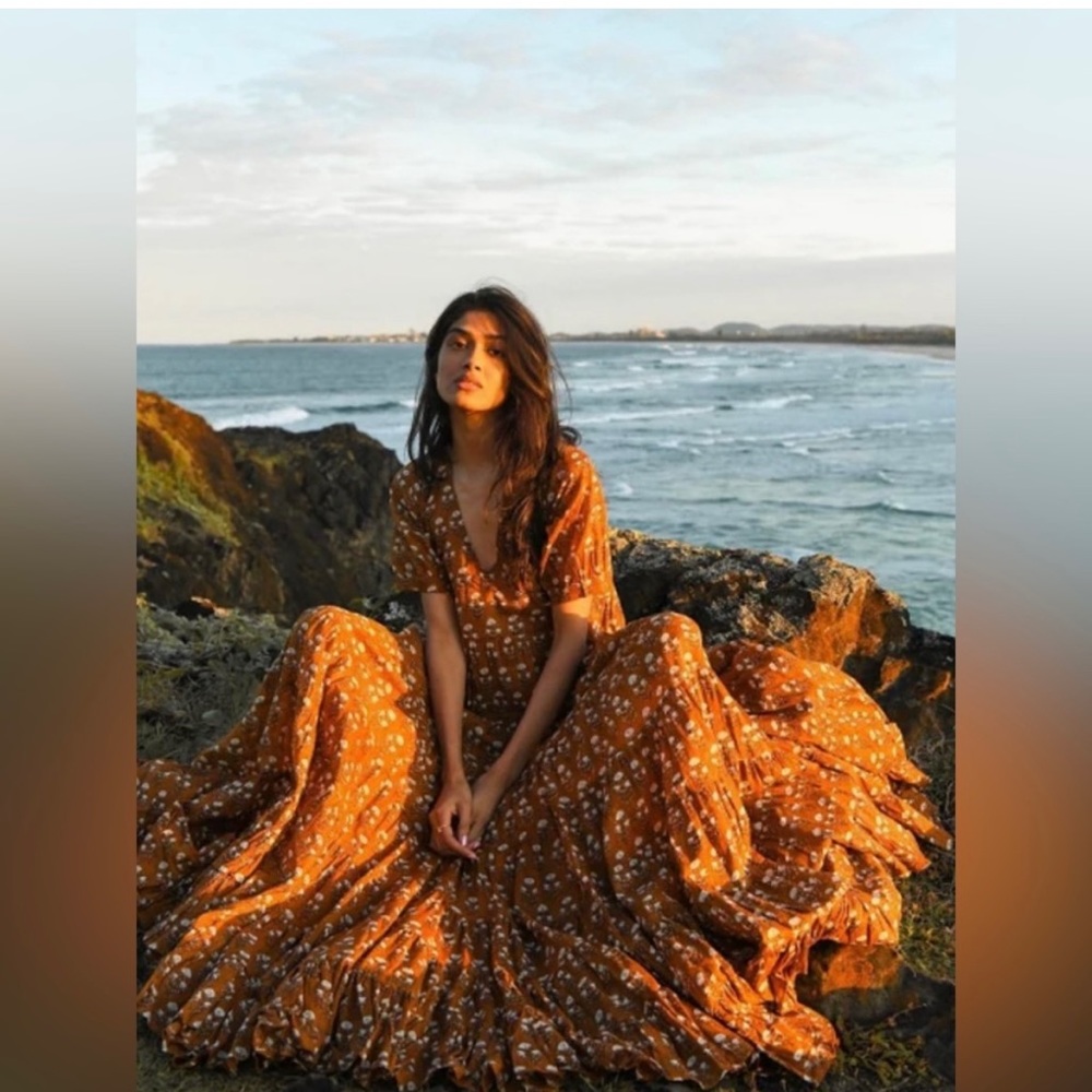 Daughters of India Chaaya Maxi Dress Small Fall
Family Photo Shoot